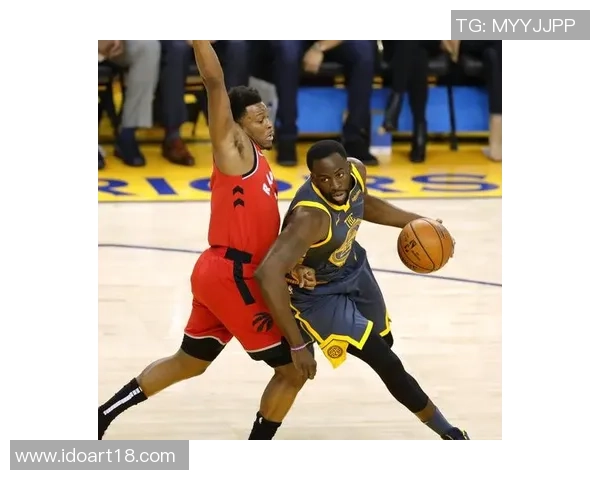 勇士与猛龙激战正酣直播吧精彩赛事全程回顾与分析 勇士与猛龙激战正酣直播吧精彩赛事全程回顾与分析