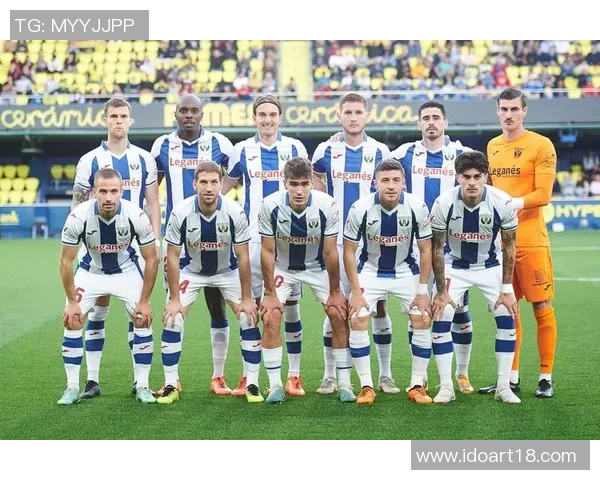 南京足球队与上海足球队赛后分析力量对比与战术探讨