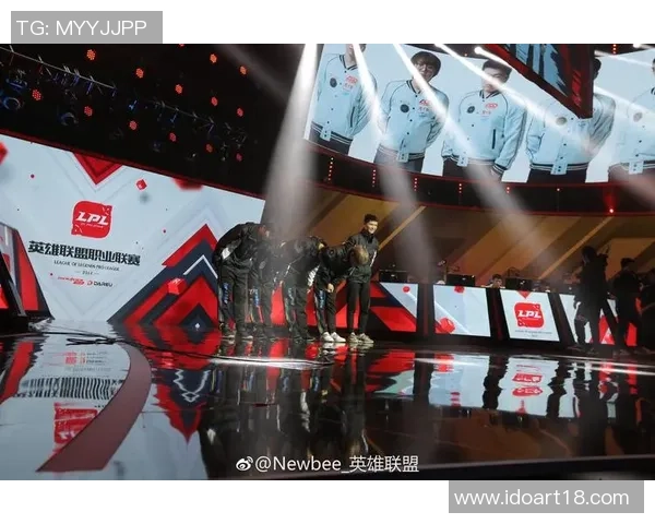 FPX战队配合引发热议争议背后的战术思考与团队默契分析